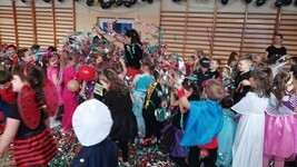 1738160304008 (Copy).jpg