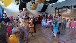 1738234484858 (Copy).jpg