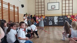 1750944630218 (Copy).jpg